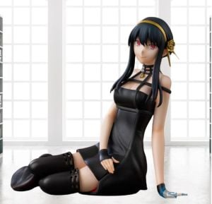 Spy x Family Premium Chokonose Figure: Yor Forger