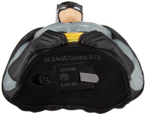 Superman : Collectible Figurine and Pendant Kit
