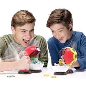 Pokemon Sürpriz Atak Oyun Seti - Pikachu & Bulbasaur