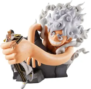 One Piece Revible Moment Ichibansho Monkey D. Luffy Gear 5 vs Borsalino 7.9-Inch Collectible Figure