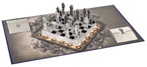 Harry Potter: The Pop-Up Wizard Chess Set