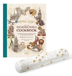 Harry Potter and Fantastic Beasts: Official Wizarding World Cookbook Gift Set: Spellbinding Meals from New York to Hogwarts and Beyond!